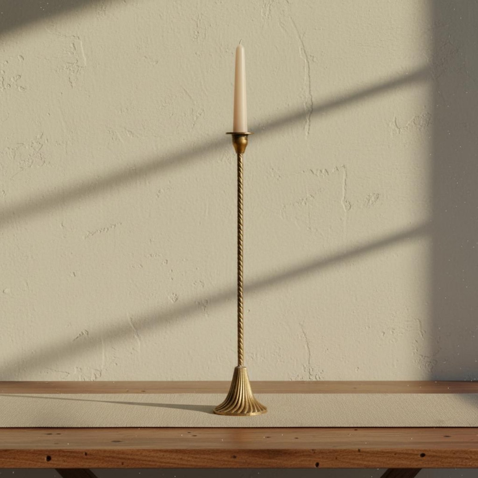 Paraffin Candle Wax - Gedraaide gouden kaarsenhouder met stabiele basis,